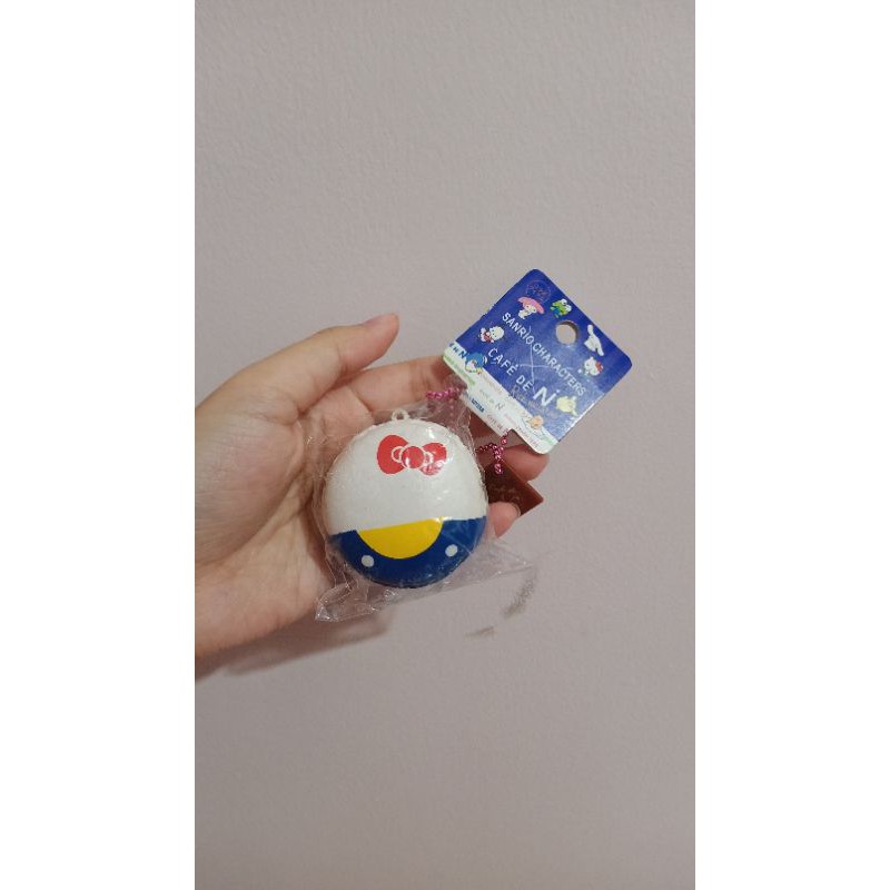 CAFE DE N SANRIO SQUISHY HELLO KITTY MACARON/ FLASHSALE MACARON SQUISHY CAFE DE N X SANRIO MURAH