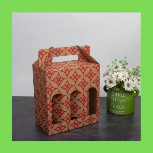 

Kardus Botol Isi 250ml x 6 Kotak Hampers Kado Bingkisan Kardus Kemasan Minuman Gift Box Dus Jinjing Motif Batik (10pcs)