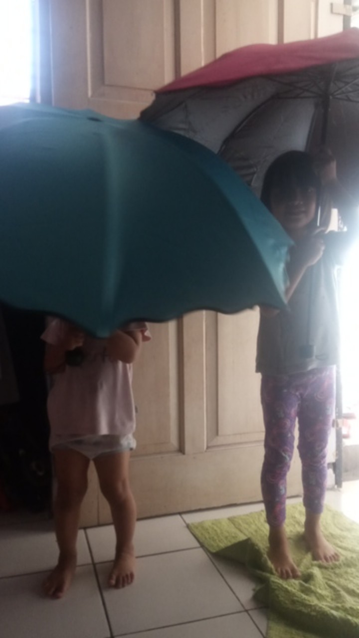 Payung 3 Dimensi / Payung 3d / Berubah Motif Saat Hujan Plus Sarung Payung/ Payung Lipat