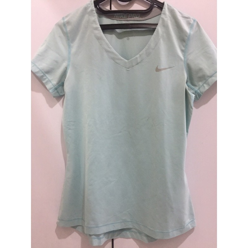 Nike tee