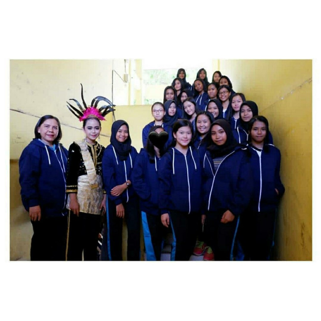 JAKET POLOS ROYAL HOODIE ZIPPER SIZE M-XXL FOTO KE 1 (PRIA & WANITA)-5