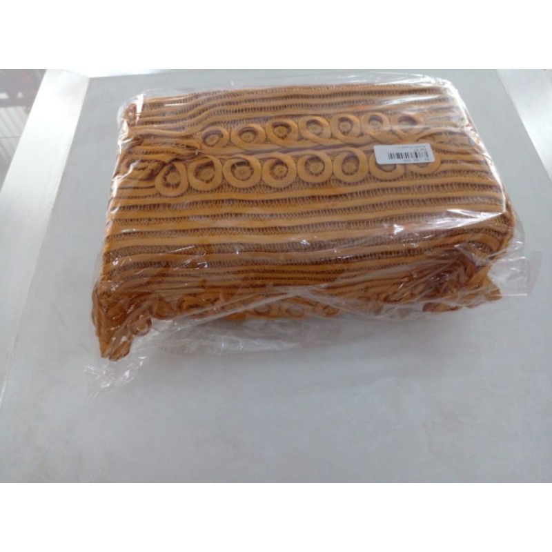 Tempat Tisu Sulam Usus