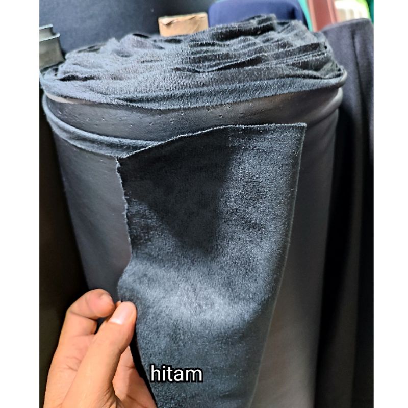 Kain Bahan Kulit sintetis Suede  / Bahan Kulit  Oskar melar (hrg 0.5 m)