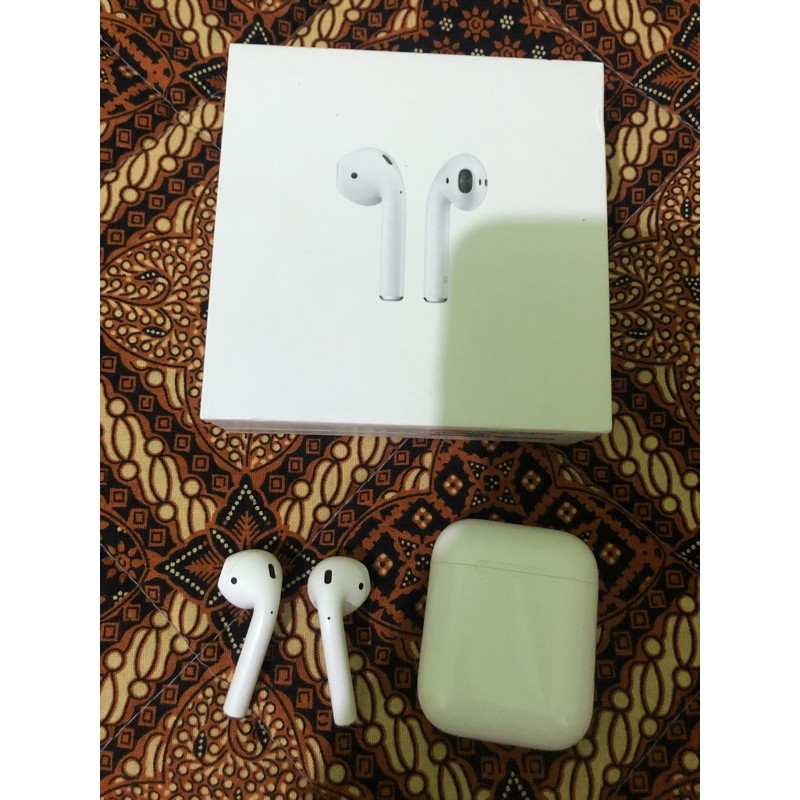 Apple Airpods 2 + Case Apeach x Kang Daniel Second