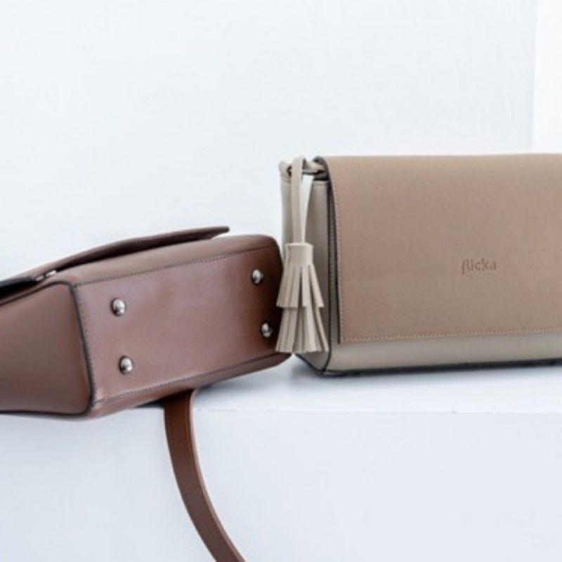 Sling bag W282 by flicka