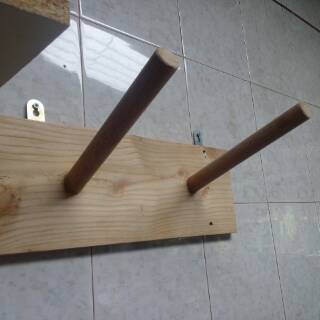  Rak helm kayu  pinus Shopee Indonesia