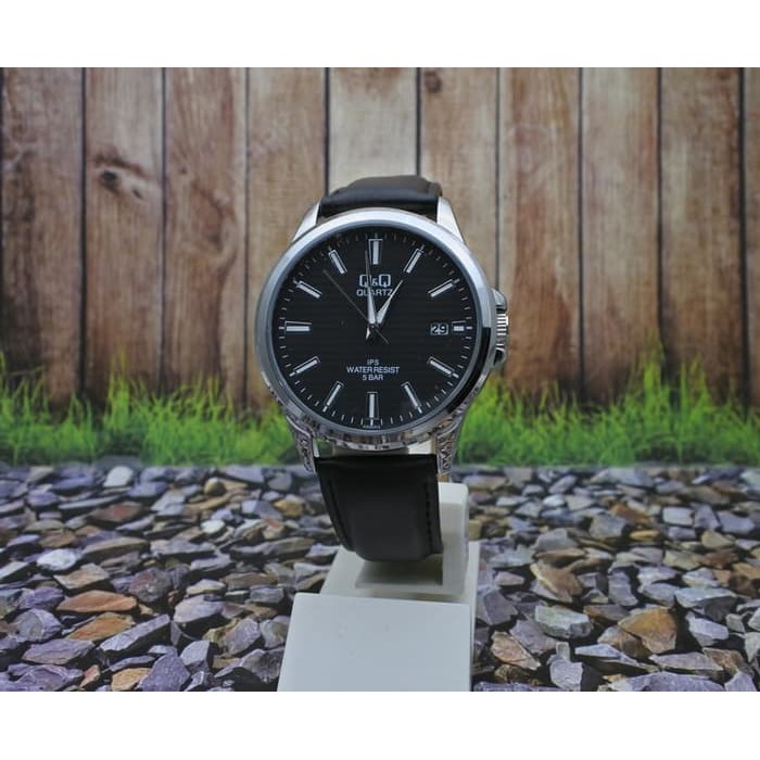 Q&Q QQ Jam Tangan Pria Wanita Kulit Hitam CA08J312Y Original