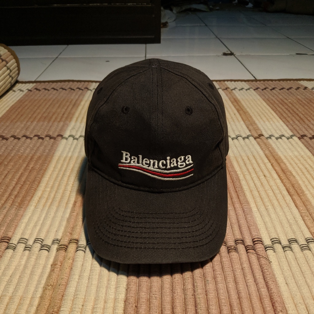 Topi BALENCIAGA Black Campaign Cap 2017 Original Second Preloved