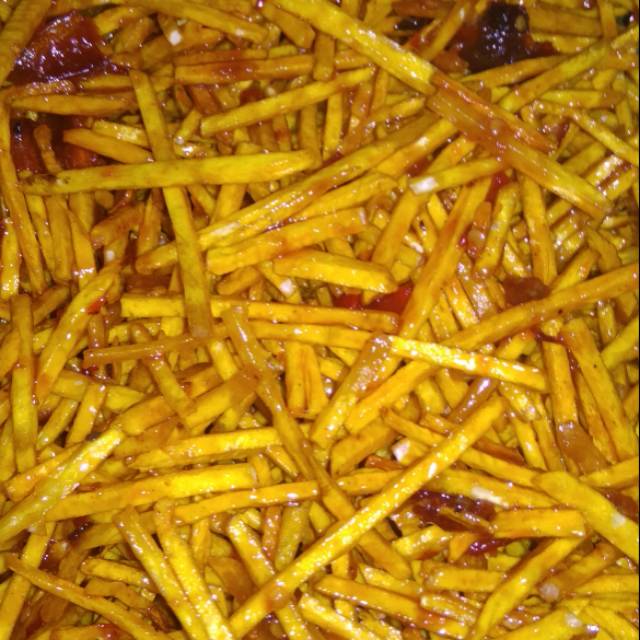 

Keripik singkong PE'A rasa rujak