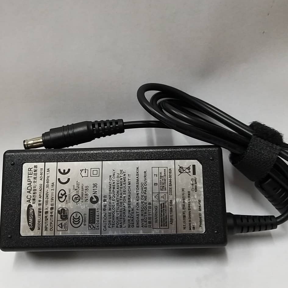 SAMSUNG-Adaptor charger laptop samsung 300E 300V 305E 305V 19v 3.16A ORIGINAL