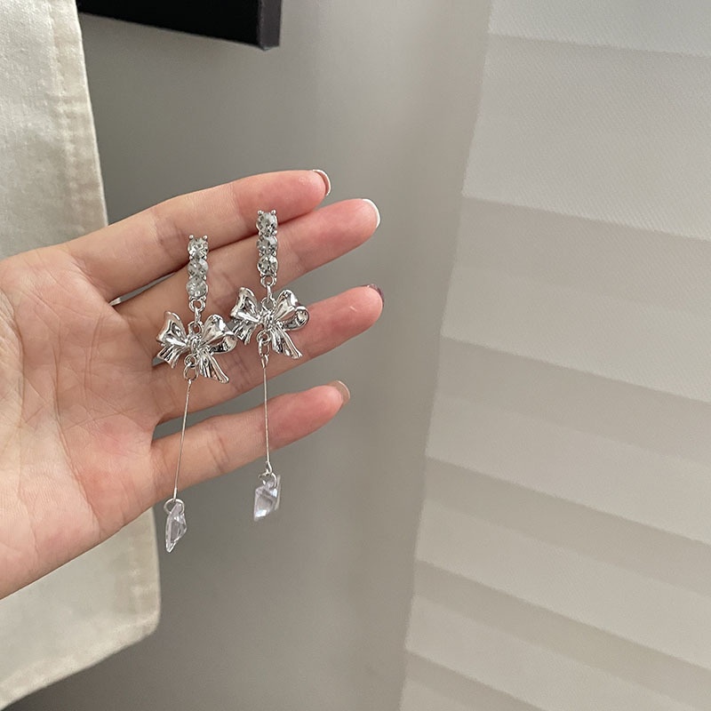 Anting Gantung Model Pita Dengan Rumbai Elegan Untuk Wanita