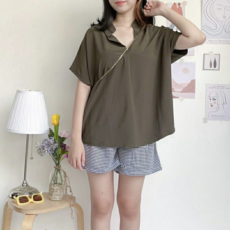 GFS AT DARCY OVERSIZE RAYON DIAMOND SHIRT