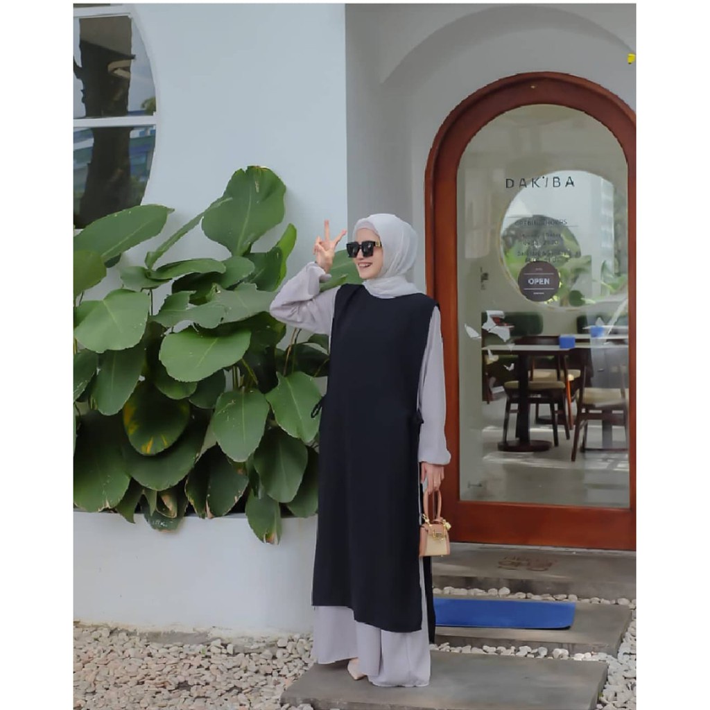 HD16:SOJIN LONG VEST INNER PANJANG KEKINIAN FASHION MUSLIM STYLISH/INNERVESTROMPI