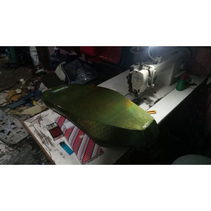 Jok slim Scoopy Karbu bahan karbon - Jok Slim Scoopy custom tinggal pasang - Jok slim Scoopy modifik