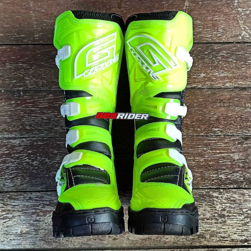 SEPATU CROSS MERK GORDON TIPE K 2 Sepatu Boots - Trail Cross Adventure Gordon Gordons K2