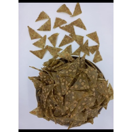 

KERIPIK KEDELAI / KERUPUK KEDELAI / CAMILAN / KERIPIK / KEDELAI / CEMILAN / MAKANAN RINGAN / KERIPIK KEDELAI MALANG / MENTAH