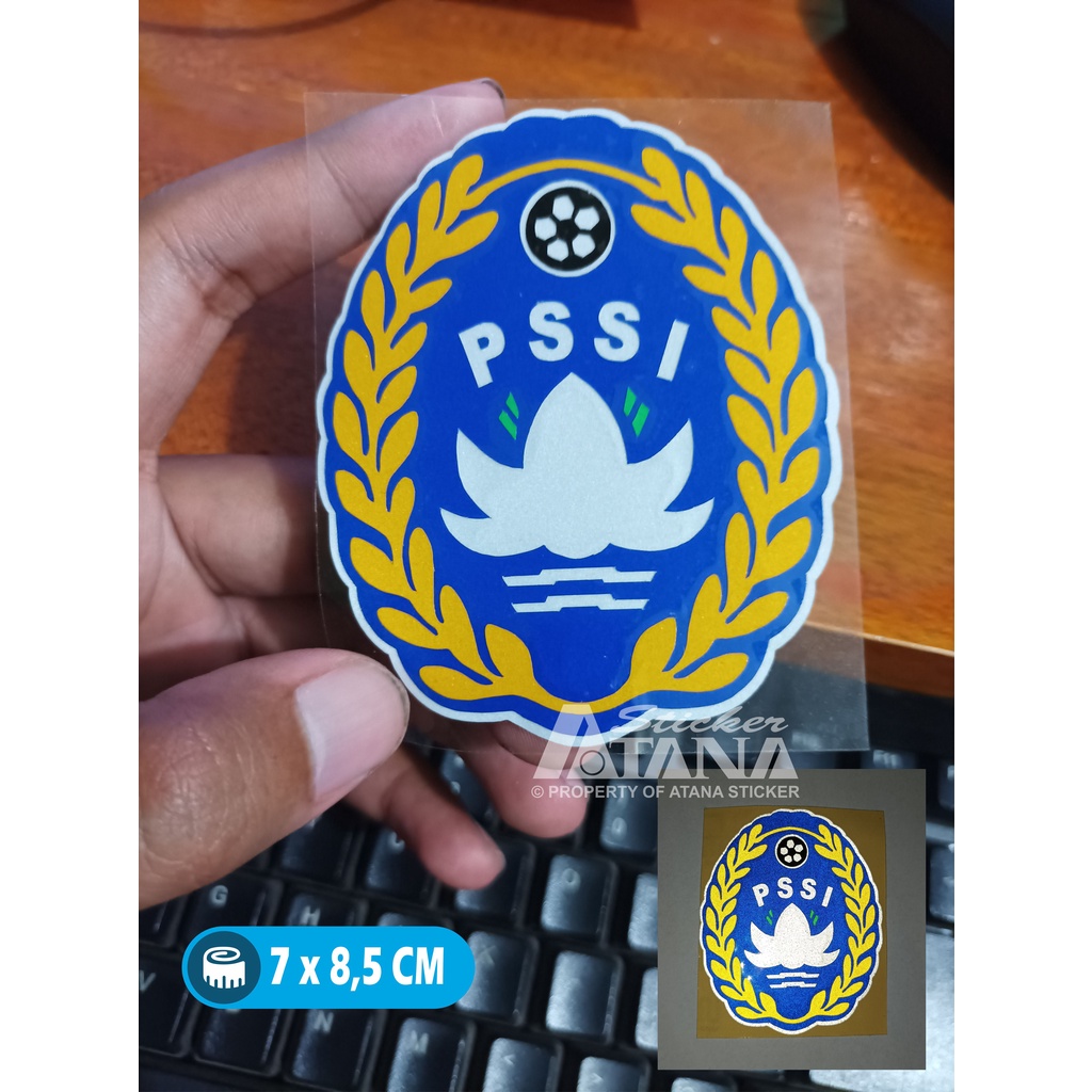 Stiker PSSI Cutting Sticker Nyala Reflektif Aksesoris Logo Emblem Sepak Bola Indonesia Decal Sepeda Motor Matic Mobil Helm Spakbor Visor Dashboard Hp Laptop Kulkas Dinding Nyala Reflective