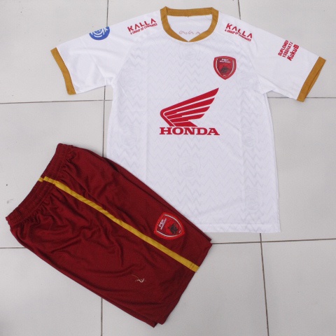 SETELAN BAJU BOLA DEWASA PSM MAKASAR/SETELAN JERSEY BOLA DEWASA PSM MAKASAR PUTIH PRINTING