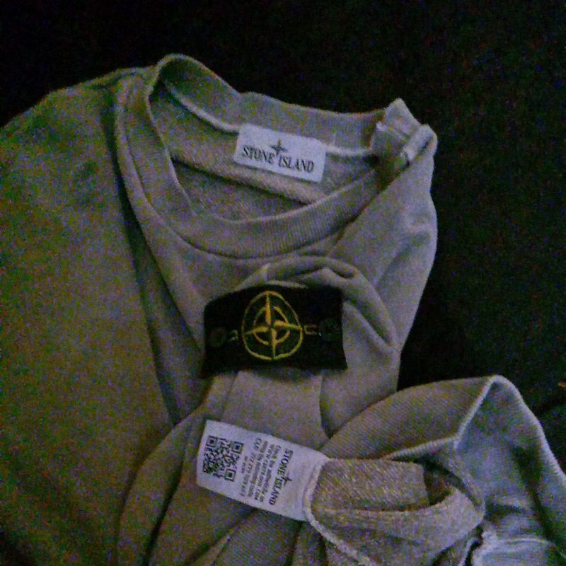 crewnek + t shirt stone island