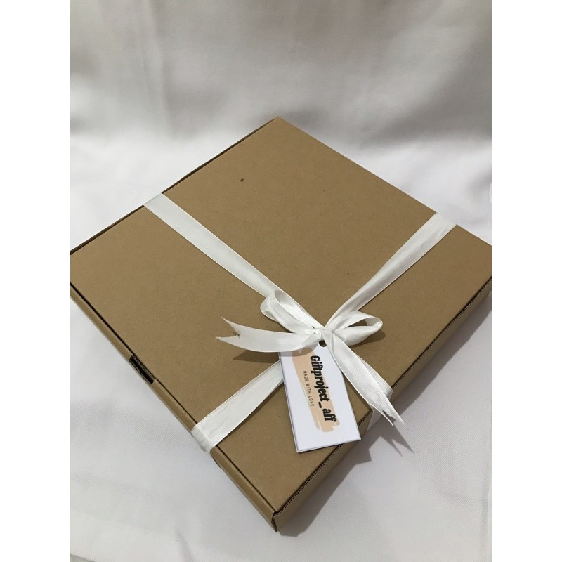

giftbox only