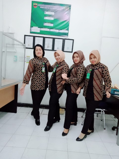 Blouse Batik Jumbo Wanita Terbaru - Baju Batik Wanita Terbaru Murah Size M L Xl Xxl Xxxl 4l 5l