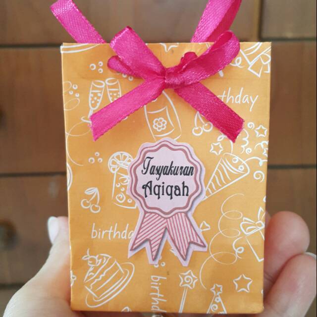 Souvenir tempat telur aqiqah