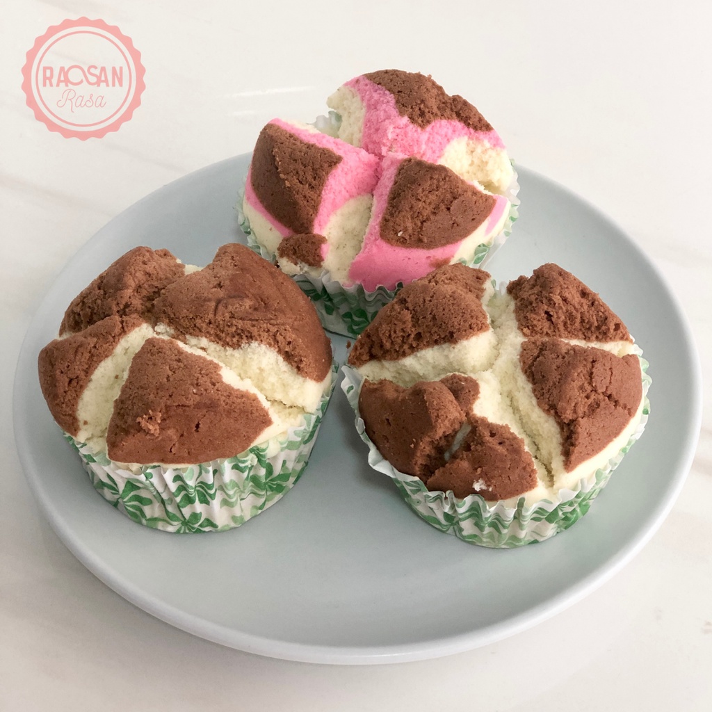

JAJANAN PASAR BOLU KUKUS JUMBO