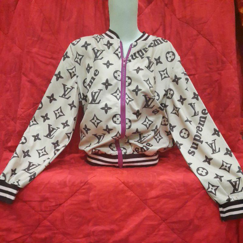 Jaket LV Supreme