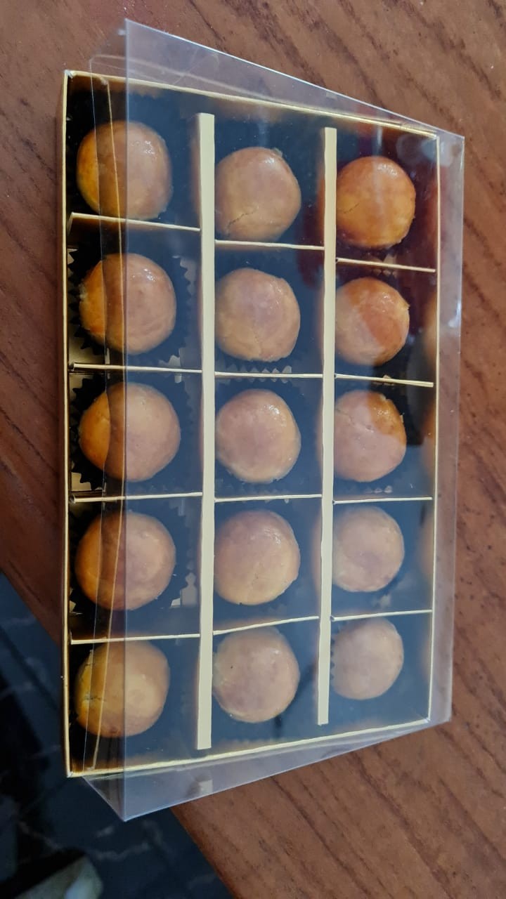 Box Coklat - Box Nastar Sekat 15 (3x5) Warna Emas