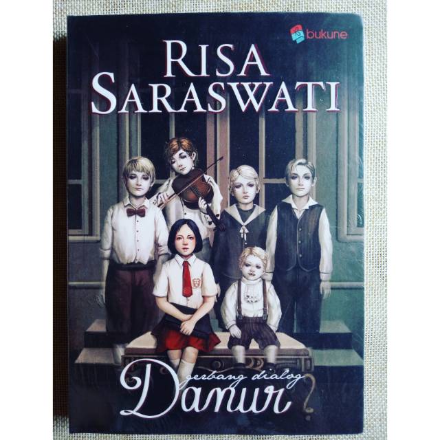 Buku novel gerbang dialog Danur karya Risa Saraswati
