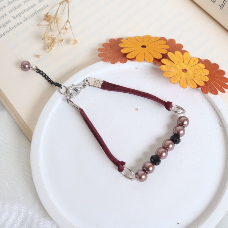 Gelang / Bougenville Bracelet / Fashion / Korea Style / Simple / Cantik / Unik / Etnik / Natural / Gelang Sahabat Persahabatan / Wanita Vintage / Biru Muda / Batu Putih / Aksesoris Asesoris / Perhiasan Unik Cantik Anggun