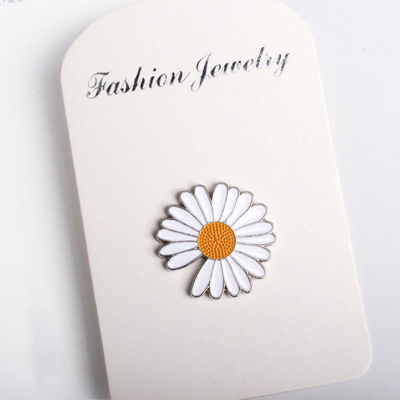 Daisy Brooch Korean Version Cute Metal Badge