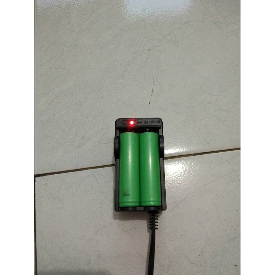 CHARGER BATERAI 18650 2 SLOT VAPOR WITH INDICATOR LAMP SAFETY