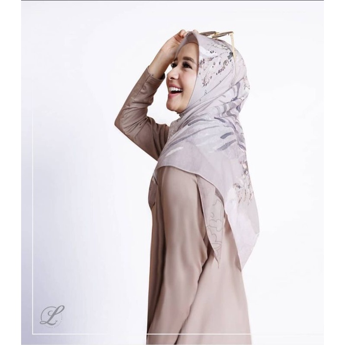 Preloved hijab LbyLcb Laudya Chyntia Bella