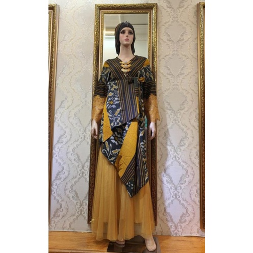 Setelan Kimono Tenun Rok Tutu