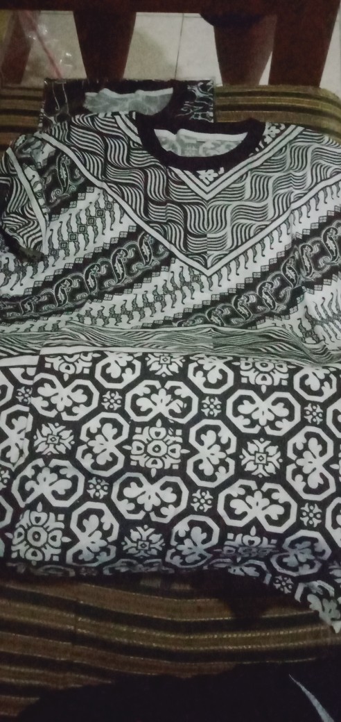 Kaos Batik Full Print Motif V|| Kaos Monocrom