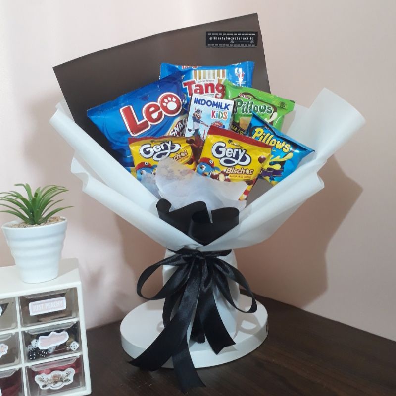 

BUCKET SNACK / SNACK JAJANAN MURAH / BUCKET WISUDA