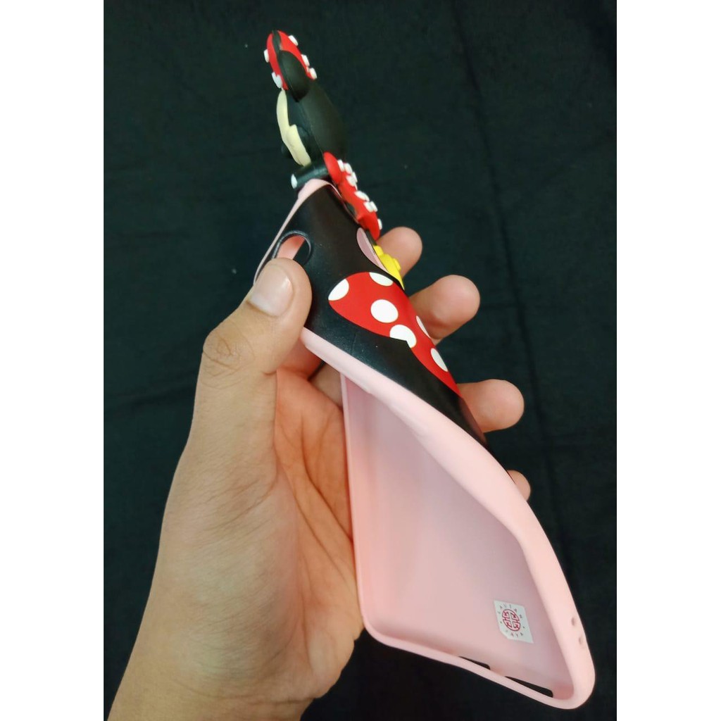 Case vivo V7 plus boneka intip 3D softcase silicon panjat