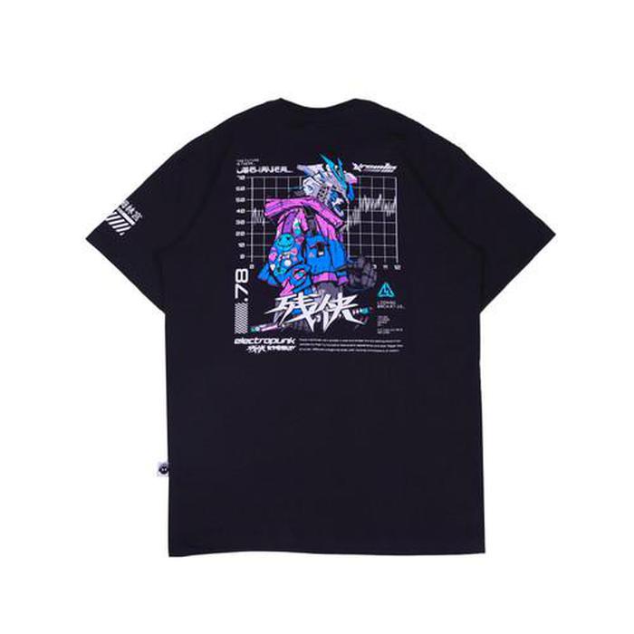 KREMLIN Electropunk Tshirt Kaos Hitam Cybercop Black_hf1314