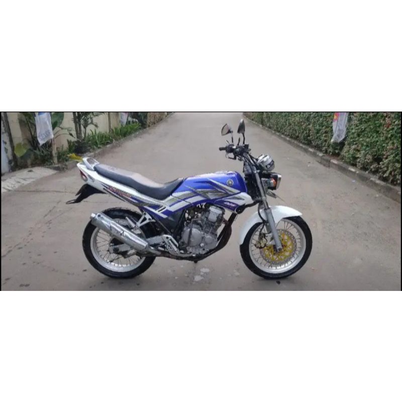 Motor Steko Scorpio Tangki Kotak Biru 2004