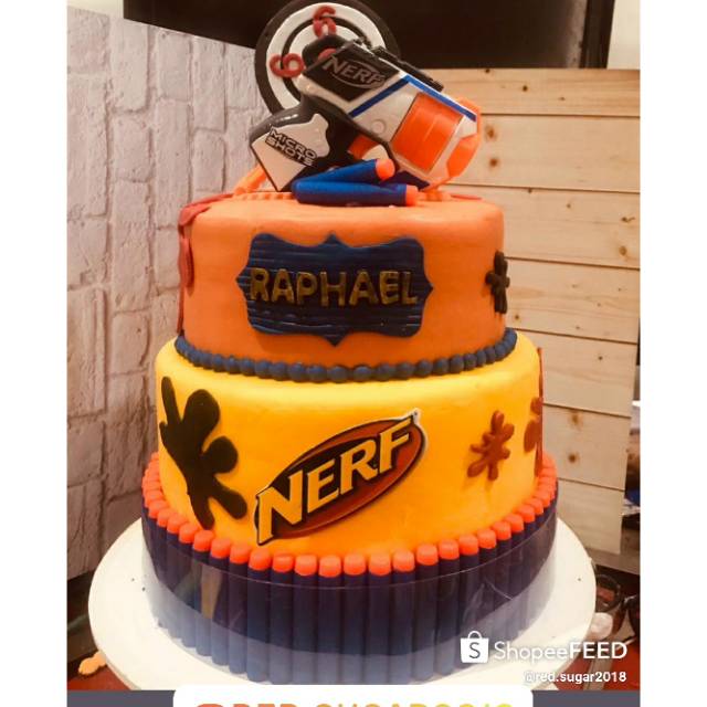 

Kue ultah nerf (tidak termasuk mainan)