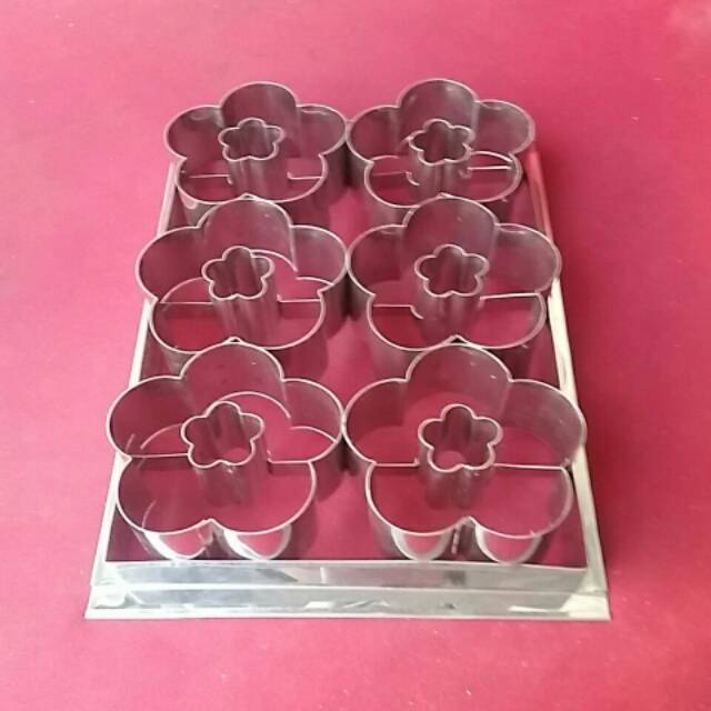 Cetakan  donat/ cetakan donat bunga/cetakan donat karakter/cookie cutter/cookie cutter set