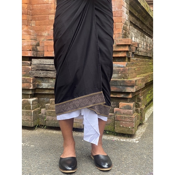 SAPUTAN KATUN HITAM POLOS BUSANA BALI