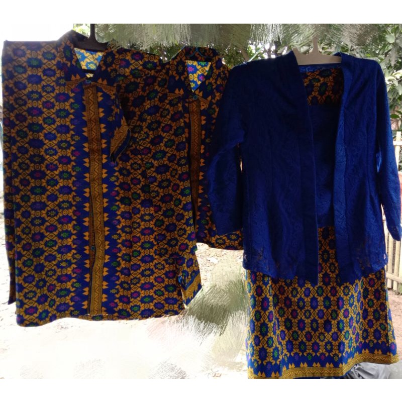 Couple Family OOTD Kondangan PL