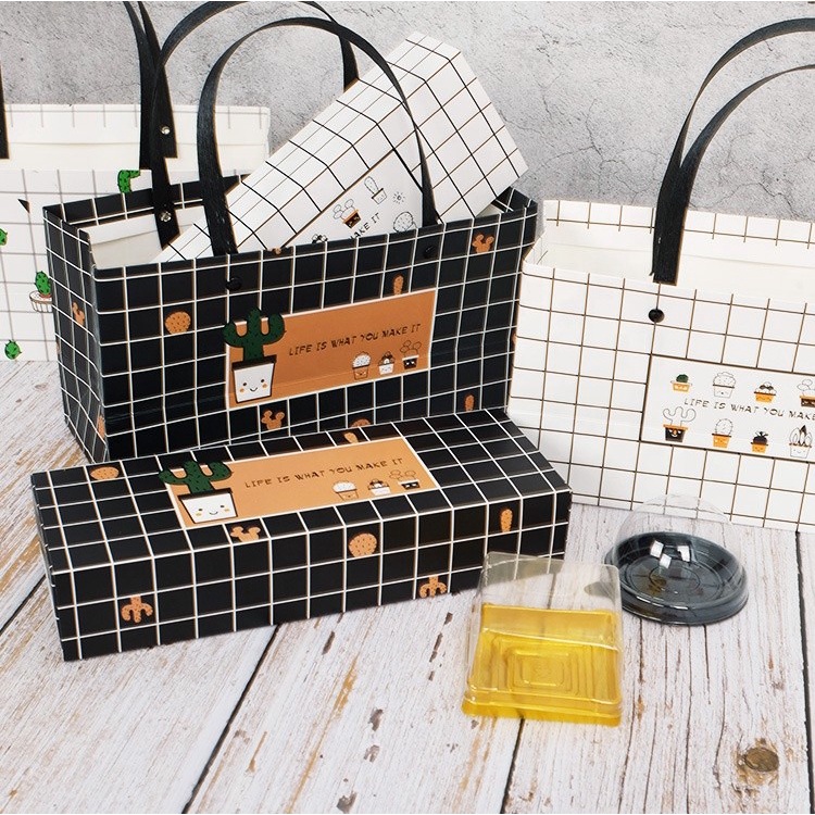 

KANTONG HADIAH MOTIF KATUS KANTONG KADO KANTONG GIFT PAPER BAG TAS KERTAS HADIAH TAS KADO