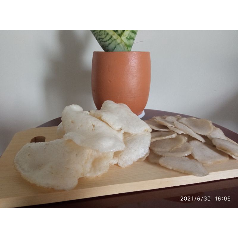 

KERUPUK IKAN KHAS LAMPUNG