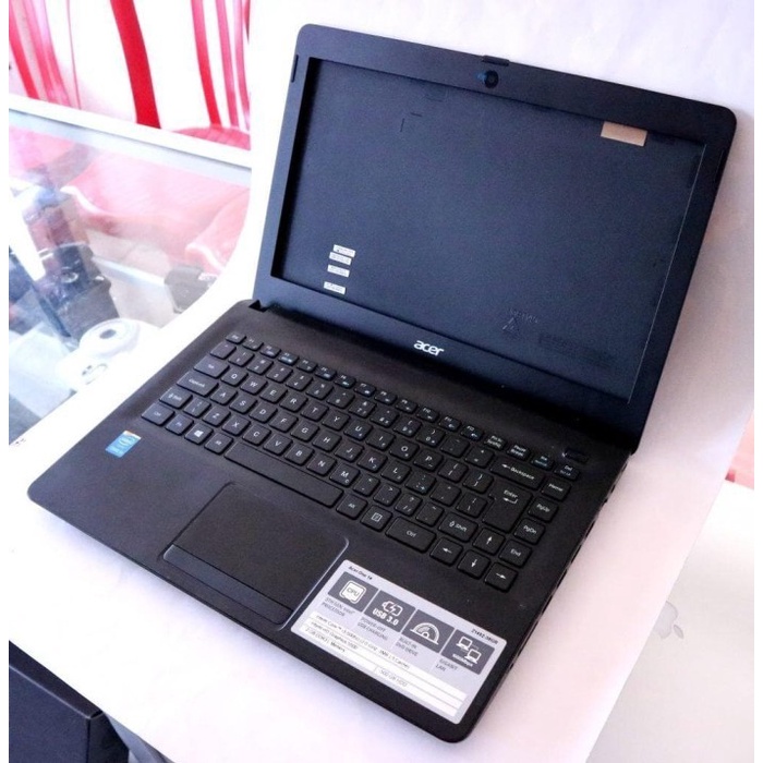 Casing Laptop Acer Z1402 Case+engsel+keyboard