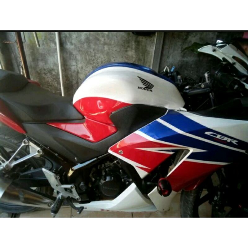 Condom Tangki Cbr150r Old Atau Cover Tangki Cbr150 lama, tutup tangki cbr