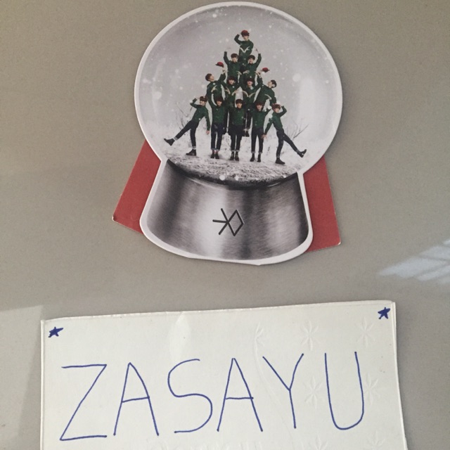 Exo official snow globe photocard (pc) miracle in december (mid)