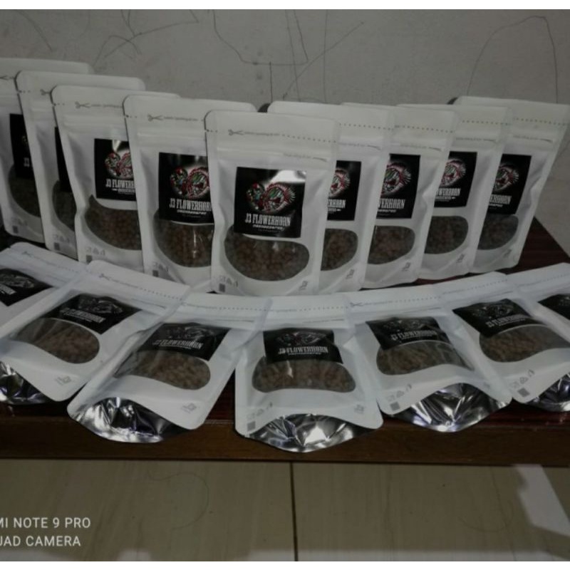 Pelet Boomhead J3 Flowerhorn